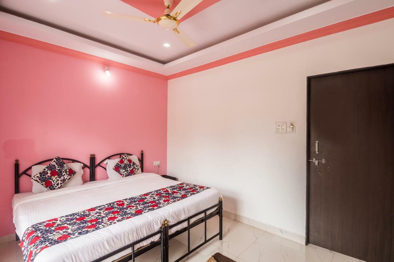 Hotel Queen Of Queen'S Calangute Exterior foto