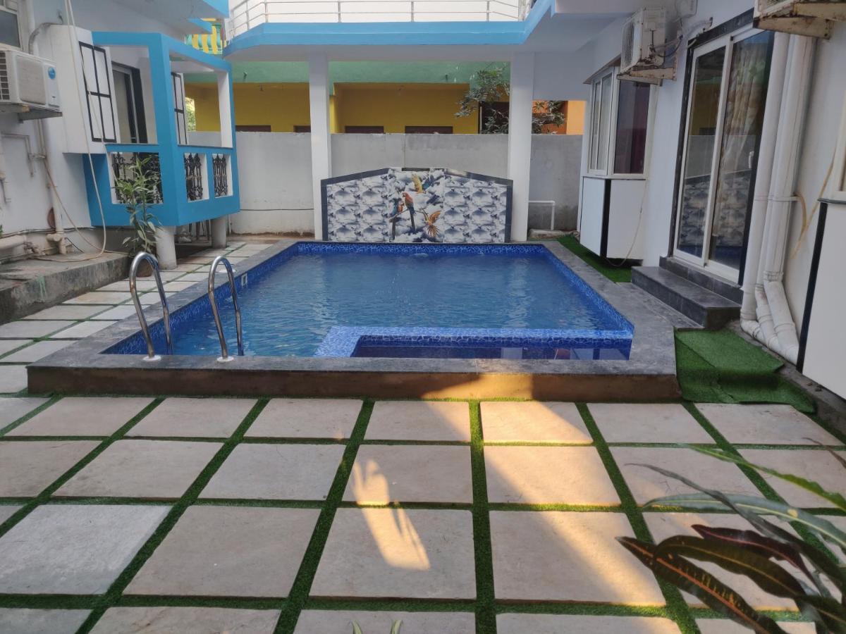 Hotel Queen Of Queen'S Calangute Exterior foto
